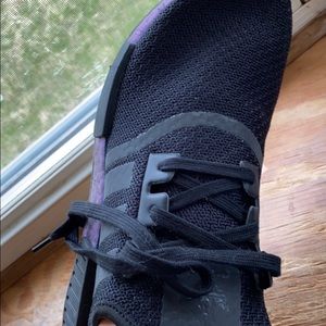 Adidas NMD R1 sneakers women/men can wear these to